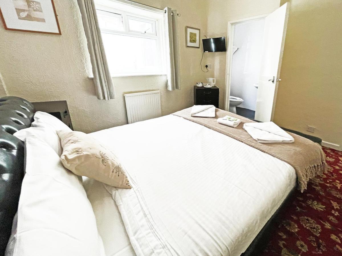 Sapphire Hotel Blackpool Promenade Esterno foto